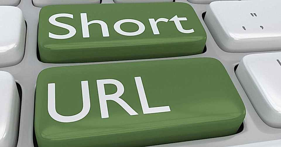 On Yazılım tarafından sunulmuş link Kısaltma Servisleri Nedir, Ne İşe Yarar konusunu anlatan kısa url yazılı görsel